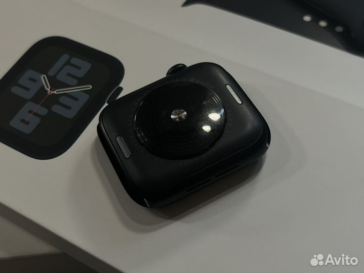 Apple Watch SE 2 44mm