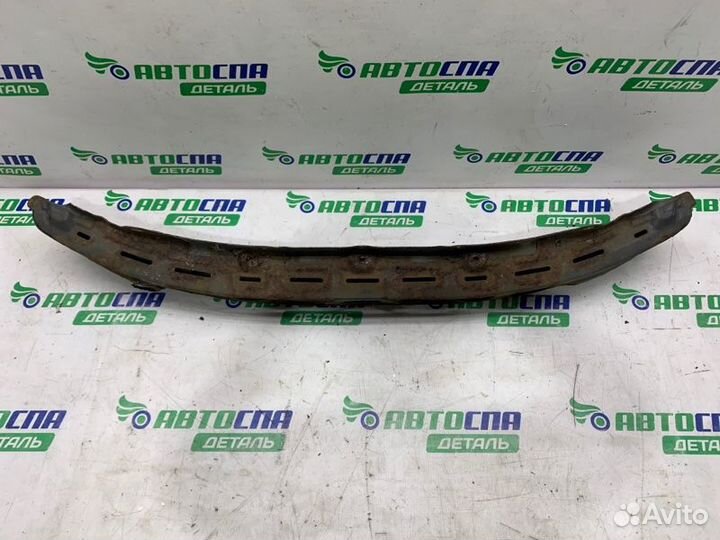 Усилитель бампера передний Toyota Yaris хетчбек