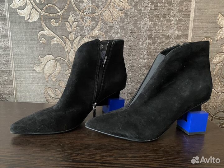Ботинки женские осенние 39 размера
