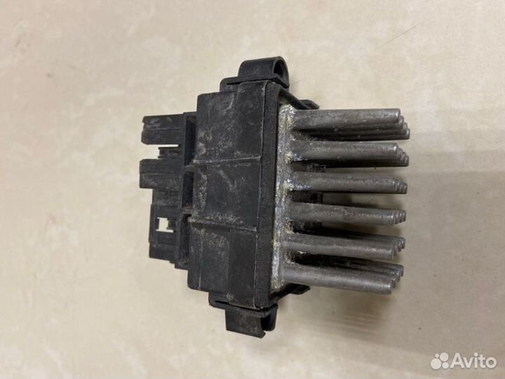 Резистор печки Chevrolet Tahoe GMT900 LY5 2008