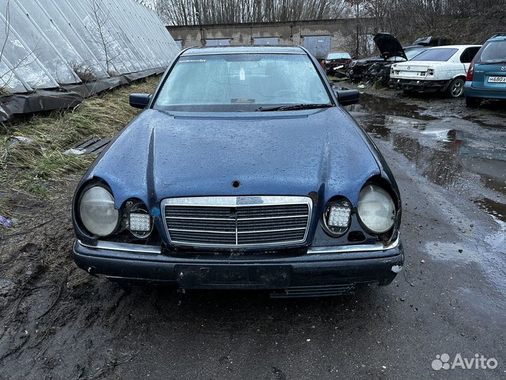 Разбор Mercedes W210 2.0 M111.942, 1998, МКПП