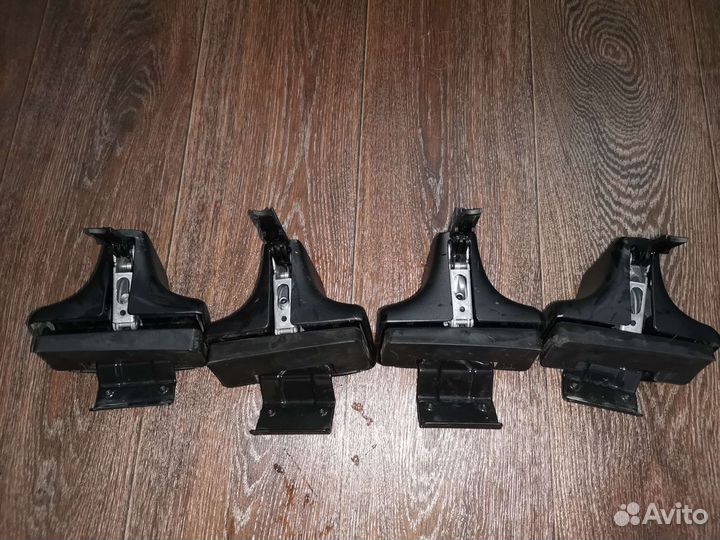 Продам упоры thule 754