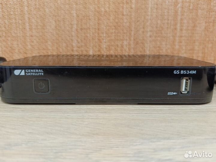 Ресивер триколор GS B534M