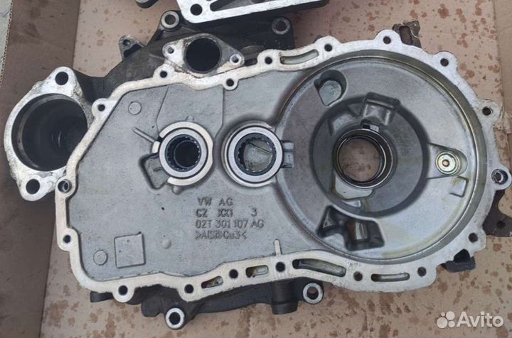 02T301107AG Картер сцепления МКПП rapid polo
