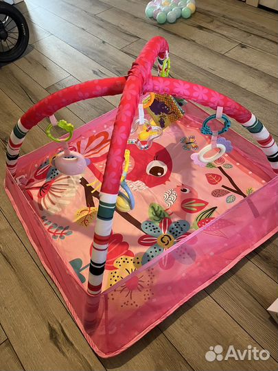 Развивающий коврик новый