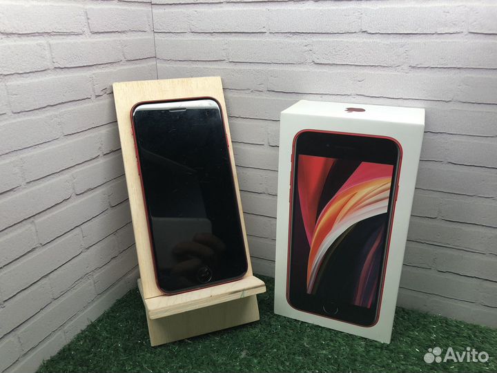 iPhone SE (2020), 64 ГБ