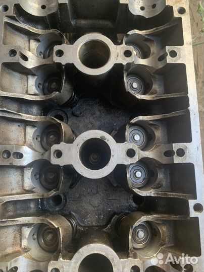 Головка блока цилиндров 405