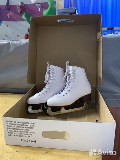 Коньки профессиональные 35