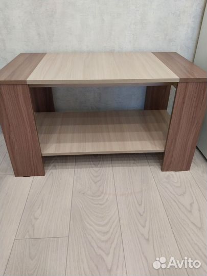 Журнальный столик