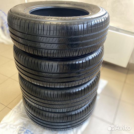 Michelin Energy XM2 215/65 R16 98H