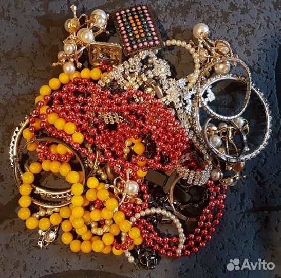 Драгоценности для девушки(цена за весь комплект)