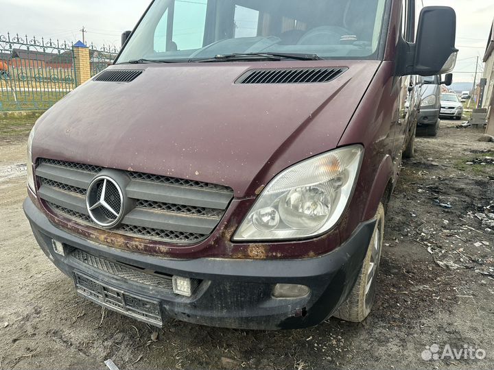 Наускат передок спринтера
