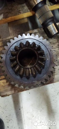 Шестерня мод большая(косозубая) meritor s5843