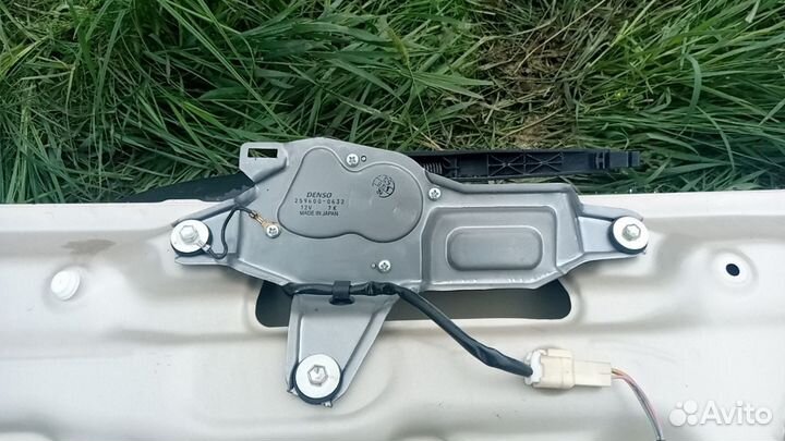 Мотор дворников задний Suzuki Grand Vitara 2