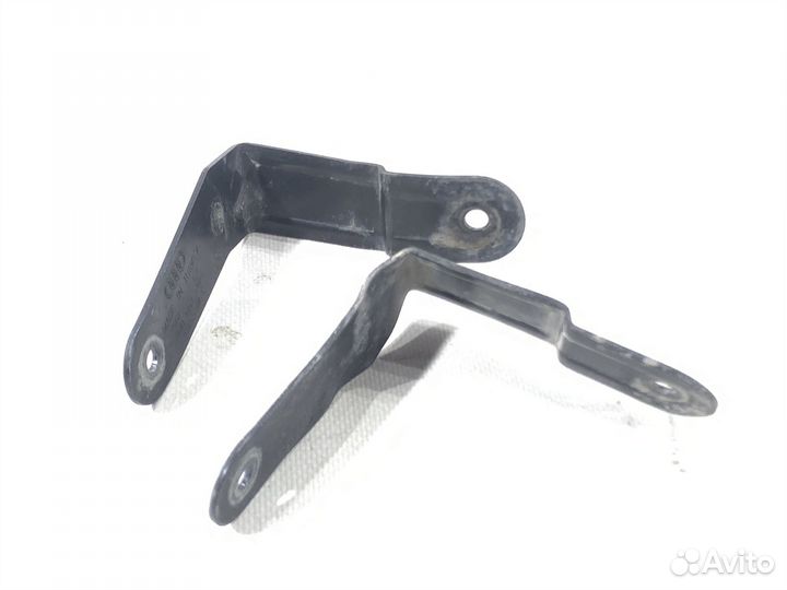 Кронштейны звуковых сигналов Audi Q3 8U