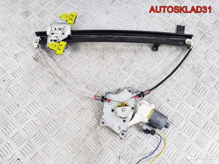 Стеклоподъемник передний правый Nissan Micra K12