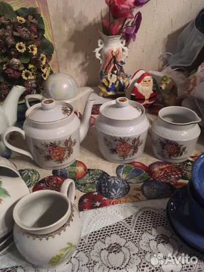 Блюдо зик,большое,конфетницы,чайники и другое,ссср