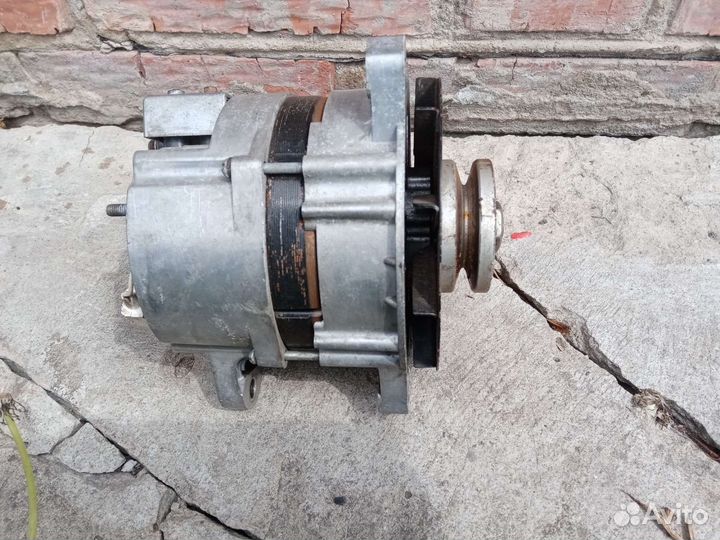 Генератор Газ (УАЗ)