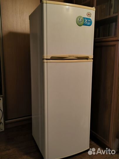 Холодильник бу lg