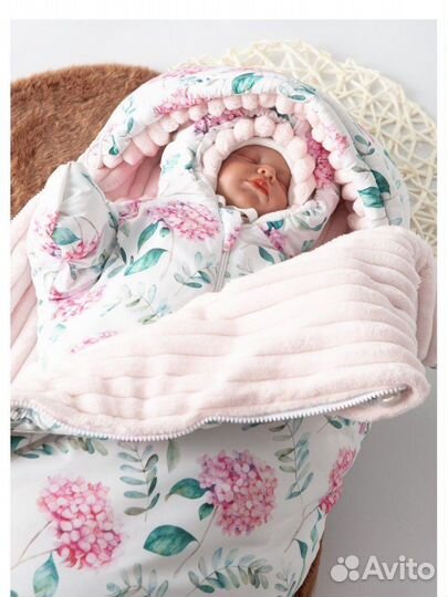 Набор на выписку для девочки