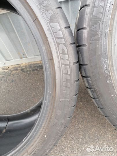 Michelin Pilot Super Sport 285/35 R21 и 325/30 R21