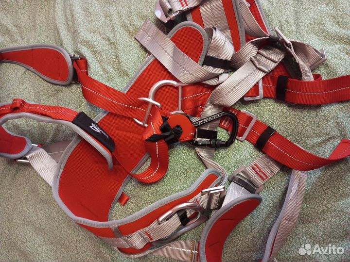 Страховочная привязь Vento, Petzl, Singing rock