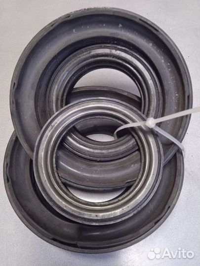 Поворотные подшипники HR-V GH2