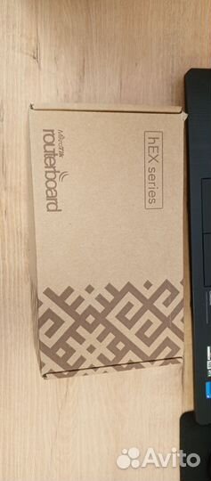 Маршрутизатор mikrotik hex PoE Lite