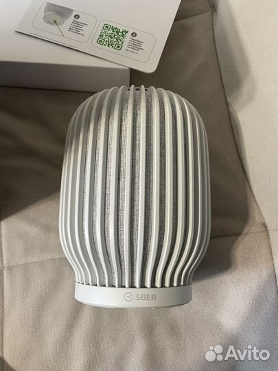 Умная колонка сбербум (SberBoom)