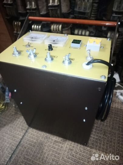 Пуско зарядное устройство 12 24 в. Пуск 500 А