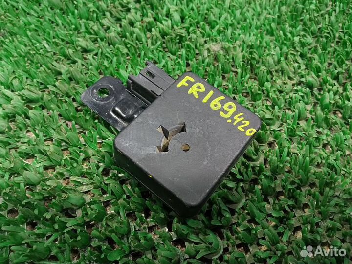 Зуммер Nissan Pathfinder