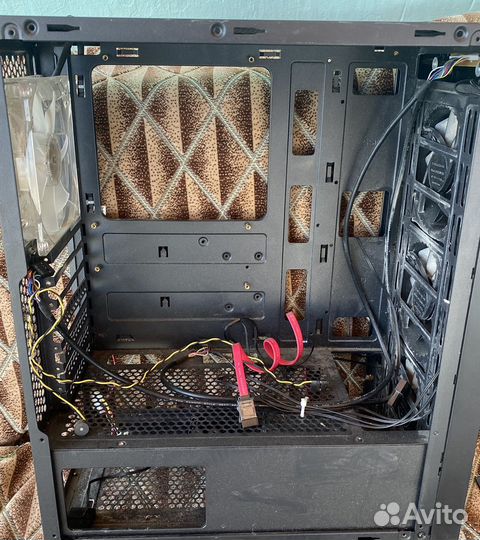 Продам игровой, светящийся корпус пк