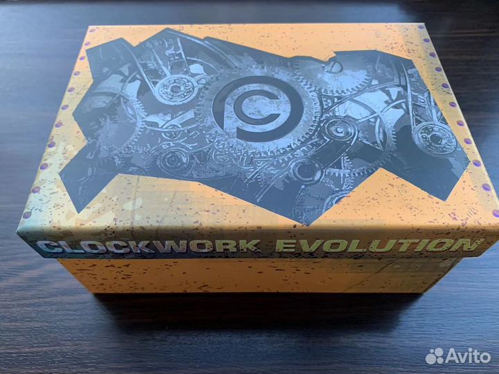 Монголия 2000 тугриков 2020 Механичская пчела