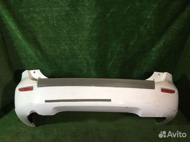 Бампер задний Mazda Premacy crew Белый царапины