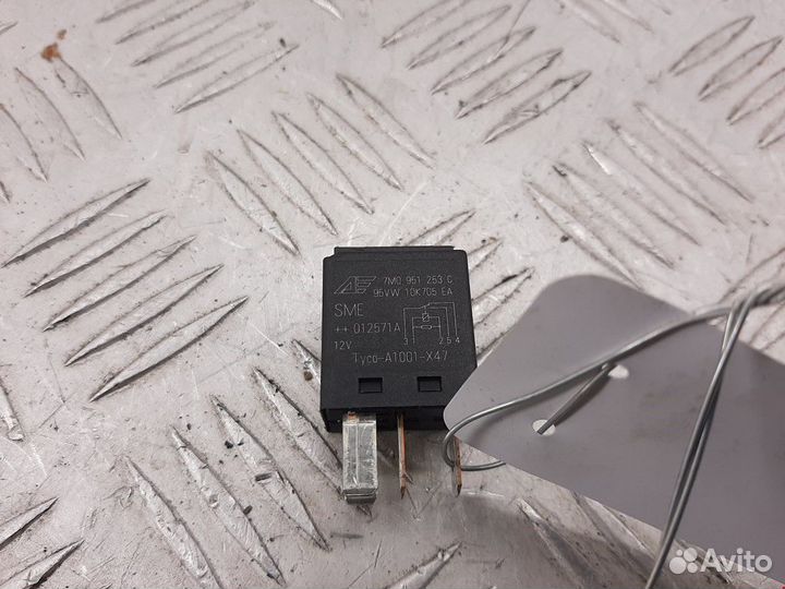 Реле (прочие) Ford Galaxy рест. 2001 1068722