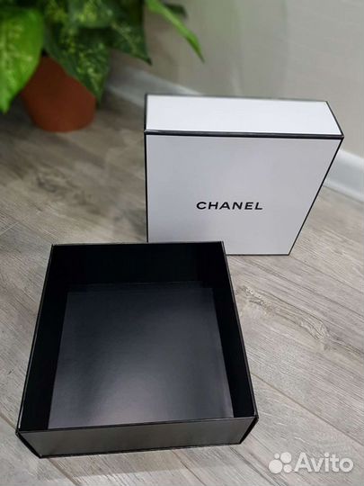 Подарочные коробки shanel