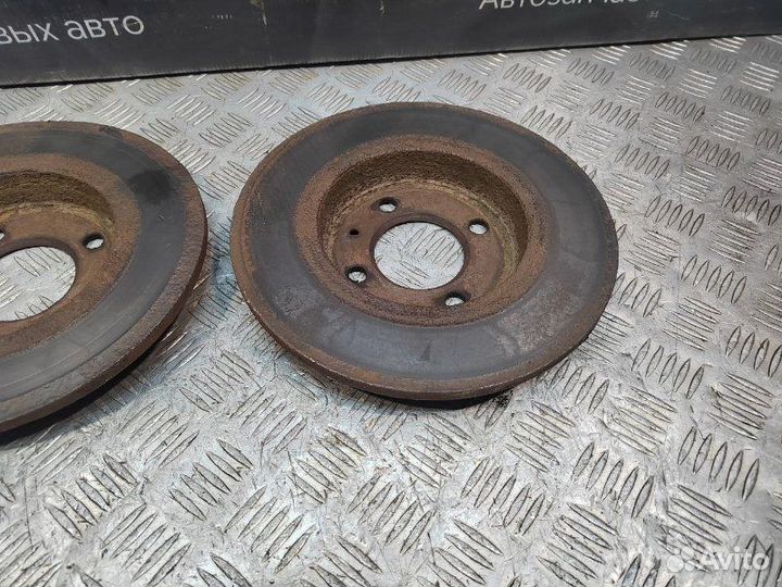 Тормозной диск передний Volkswagen Passat B3