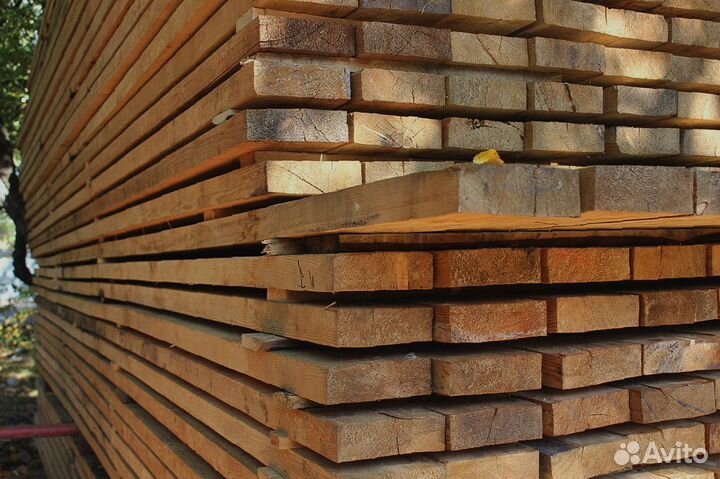 Строительные конструкции с досками из лиственницы