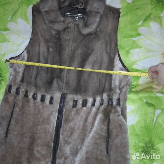 Жилет на широкие бедра