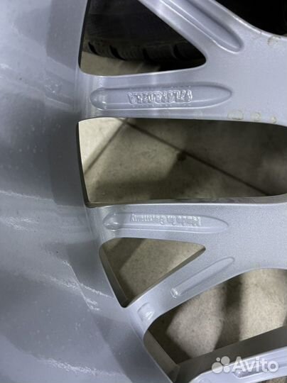 Комплект зимних колес R21 Panamera