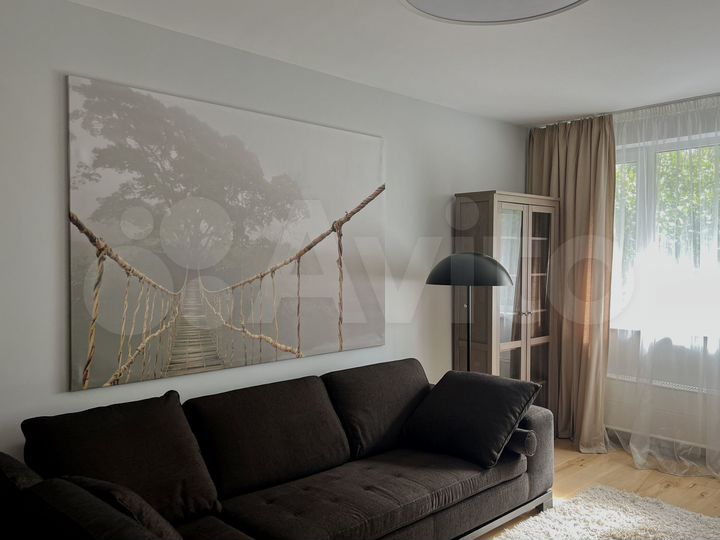 3-к. квартира, 72,3 м², 1/14 эт.