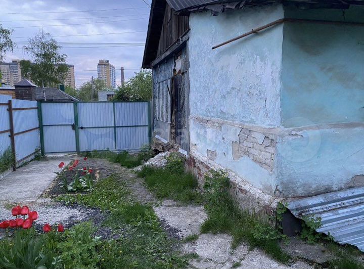 Дом 34 м² на участке 1 сот.