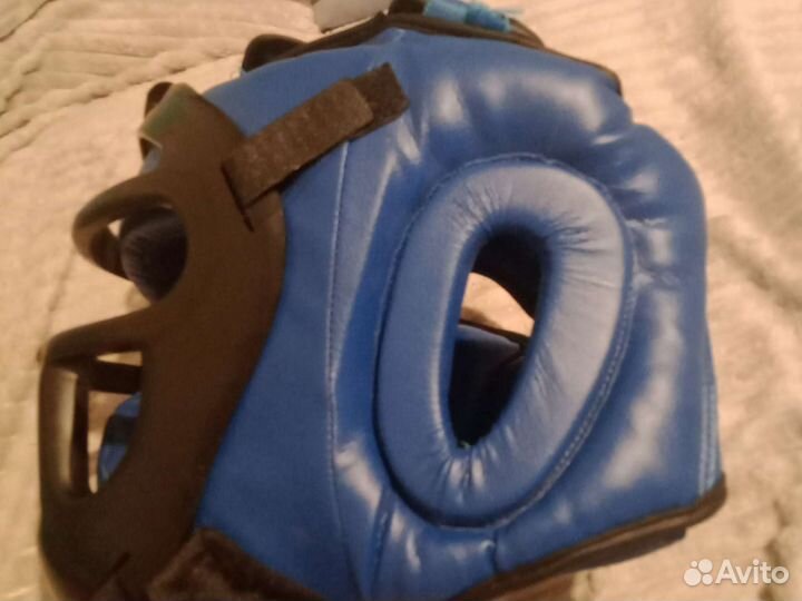 Боксерский шлем