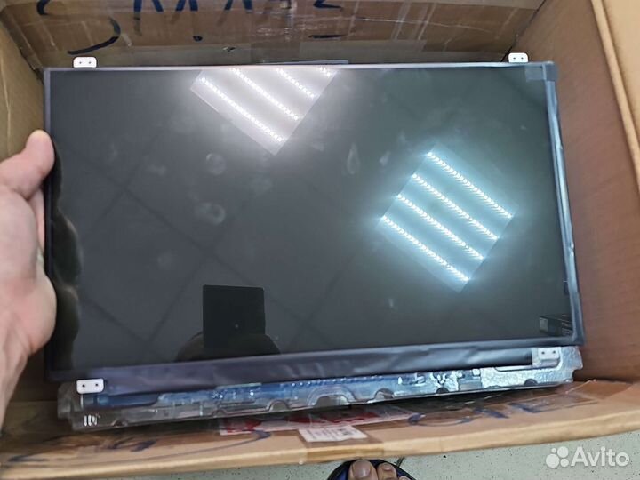 Матрицы 15.6 - 17.3