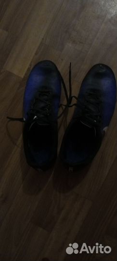 Футбольные бутсы