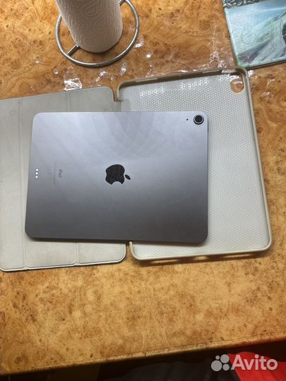 iPad air 4 64gb cellular