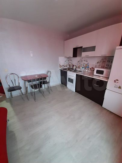 1-к. квартира, 39 м², 3/9 эт.