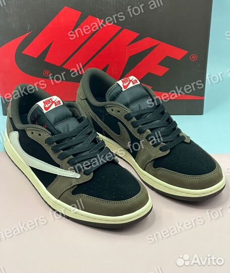 Jordan 1 Retro Low OG SP Travis Scott новые