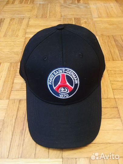 Кепка, бейсболка с футбольным клубом