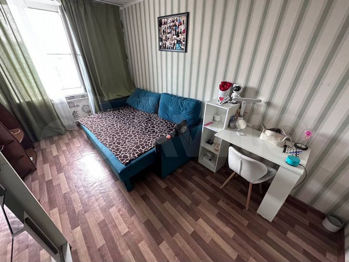 2-к. квартира, 56 м², 8/12 эт.